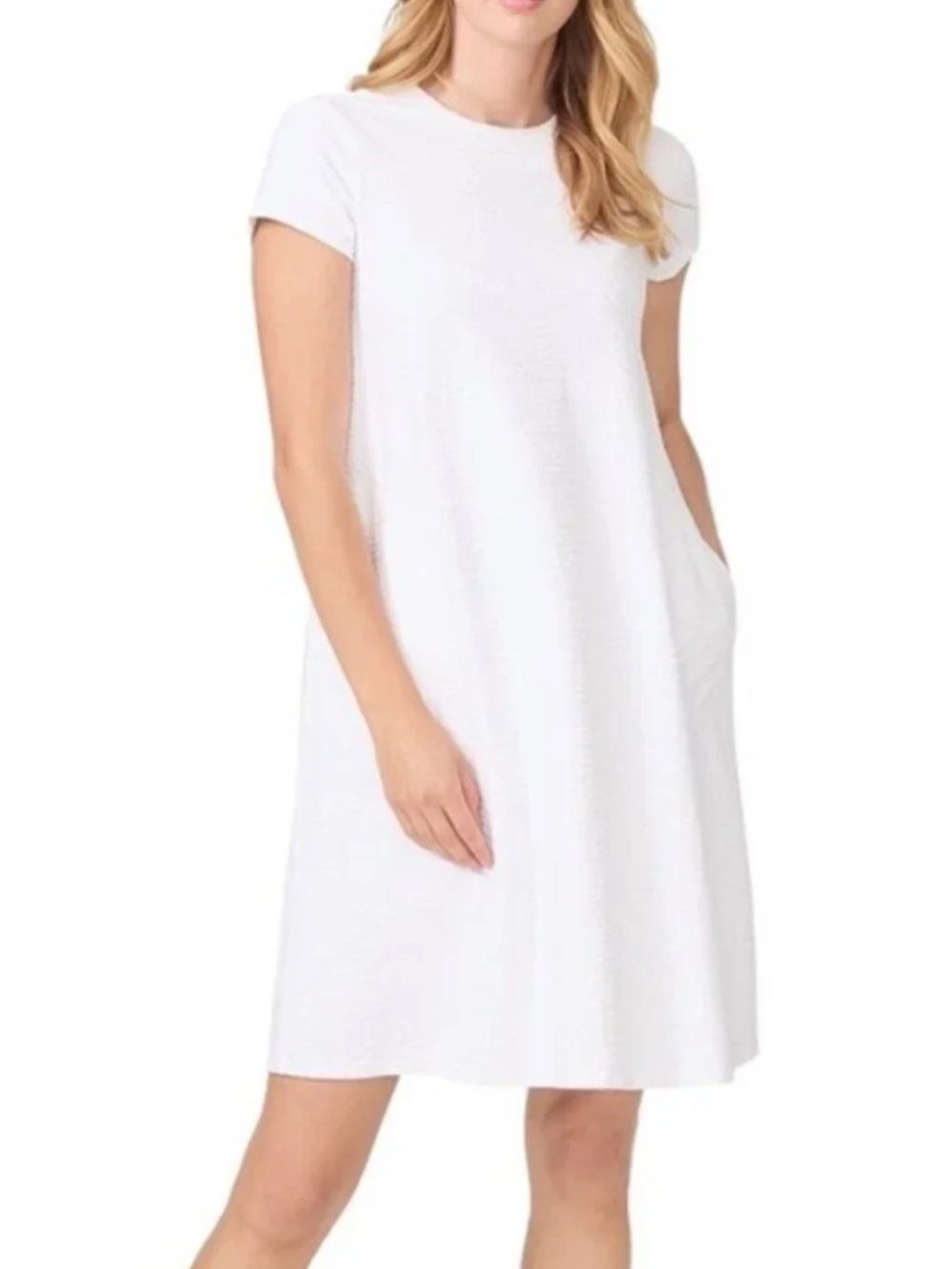 Women's short sleeve knee length swing dress-White-textured pattern